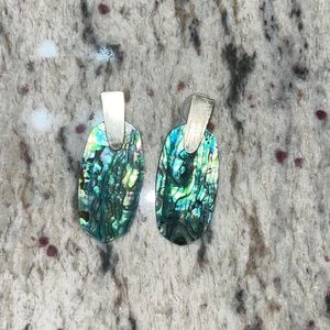 Kendra Scott dangle earrings